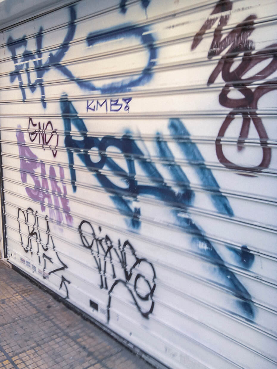 Roller shutter on Kipselis Street